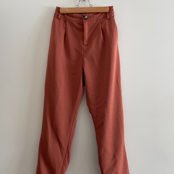 Blazer - Picture 2 of 2